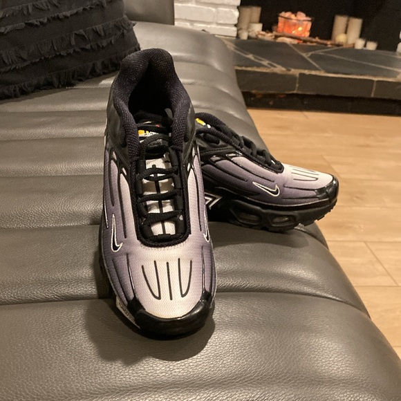 Nike Air Max TN 3 big Kids Size 4.5 - Picture 2 of 16